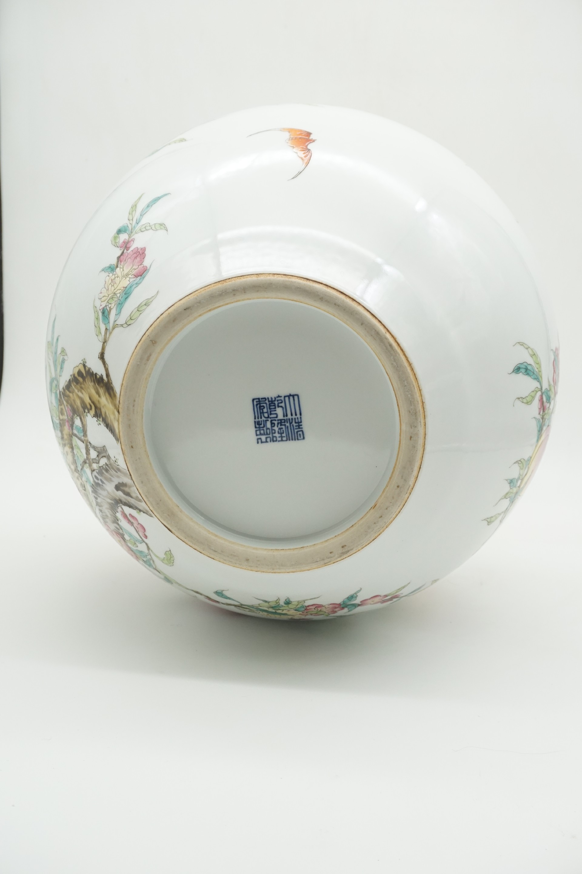 清代乾隆款粉彩寿桃天球瓶QD-080-古陶瓷器-风雅颂